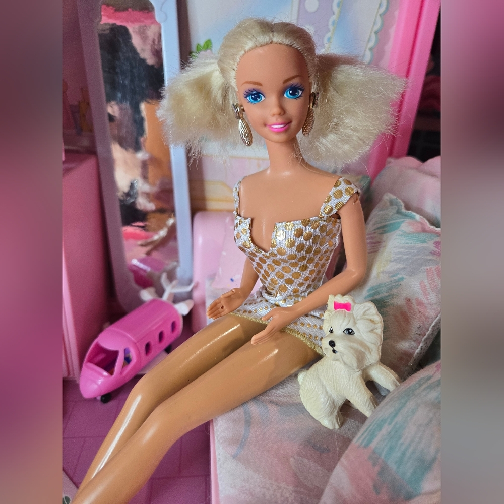 1993 Jewel 'N Dazzle Barbie